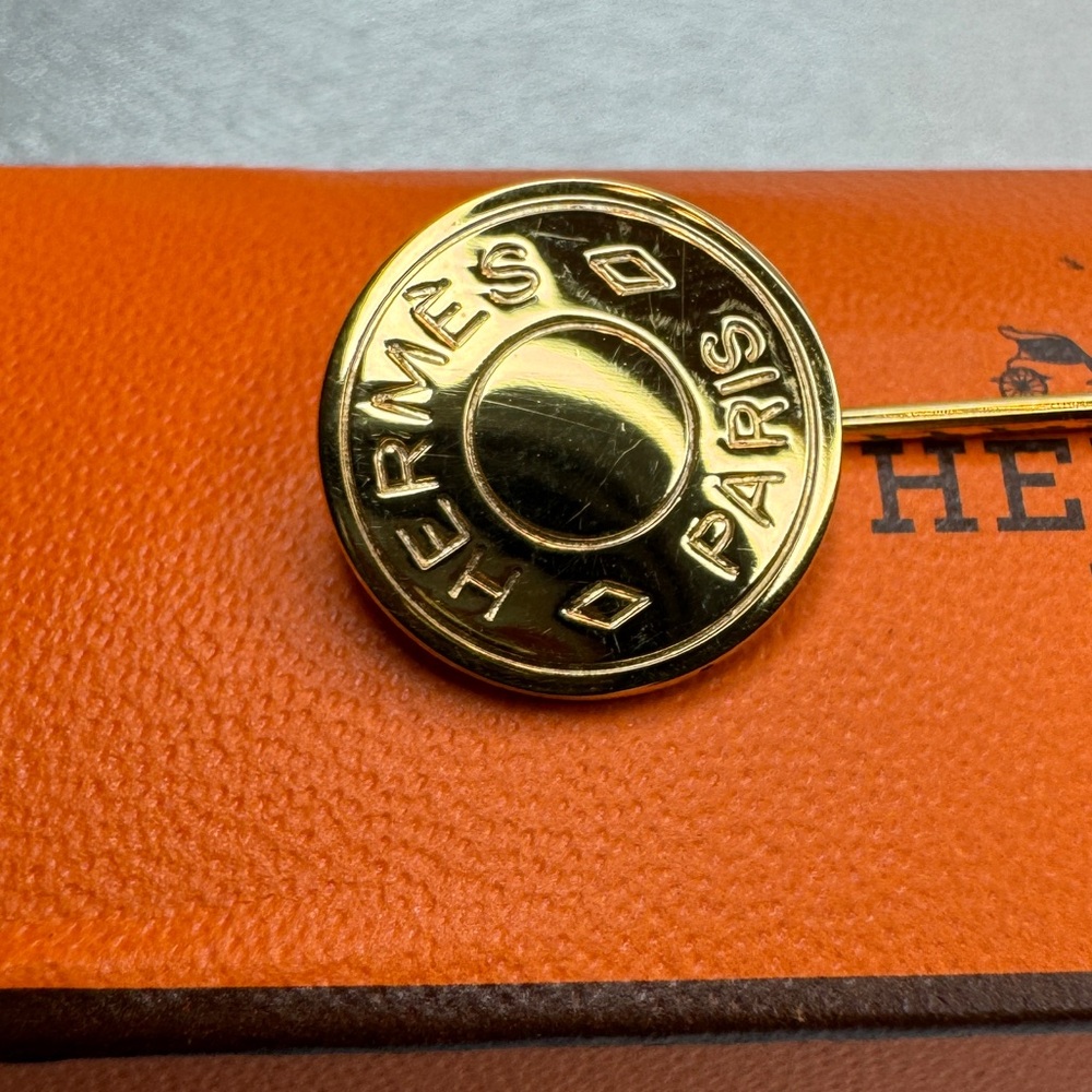 HERMES PARIS BIJOUTERIE FANTAISIE Pin Brooch Gold Brass